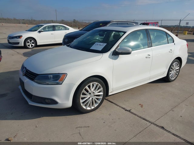 2013 Volkswagen Jetta 2.0l Tdi მანქანა იყიდება აუქციონზე, vin: 3VW3L7AJ4DM274435, აუქციონის ნომერი: 43870611