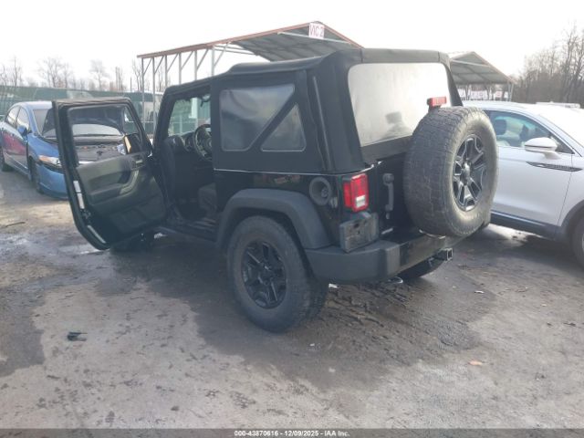 2014 JEEP WRANGLER 1C4AJWAG2EL245386 Photo 2