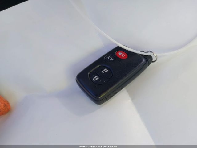 2012 TOYOTA PRIUS PLUG-IN JTDKN3DPXC3017023 Photo 10