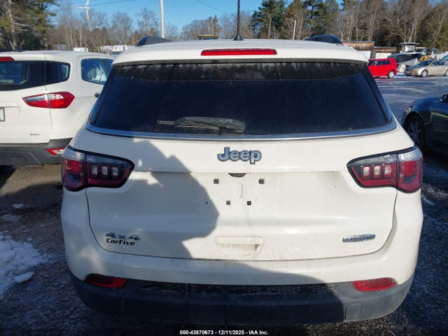 Jeep Compass Latitude 4x4 2018 3C4NJDBB5JT144320 Image 17