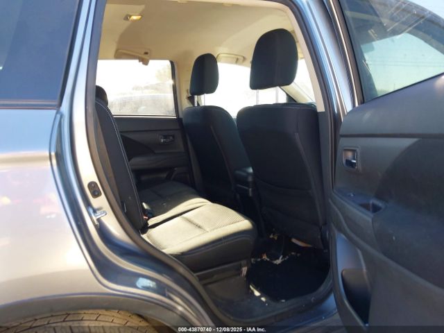 2017 MITSUBISHI OUTLANDER JA4AD3A32HZ055215 Photo 7