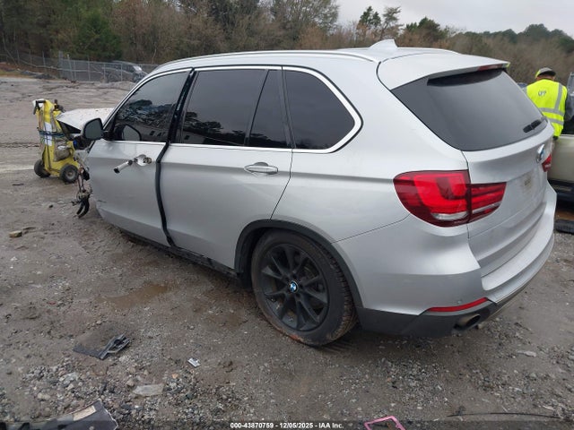 2017 BMW X5 5UXKR2C58H0U20181 Photo 2