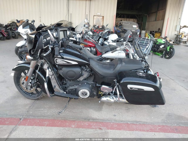 56KTCBAAXN3405760 INDIAN MOTORCYCLE CO. Chieftain
