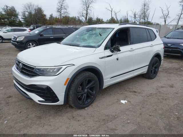 2023 Volkswagen Tiguan 2.0t Se R-line Black მანქანა იყიდება აუქციონზე, vin: 3VV8B7AXXPM083902, აუქციონის ნომერი: 43870826