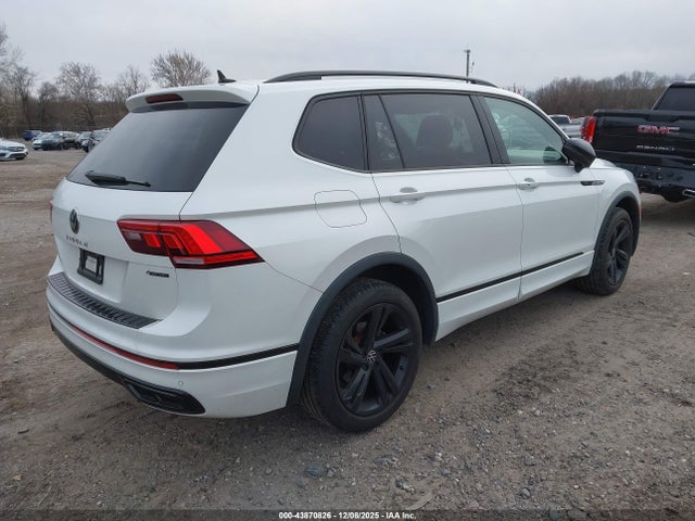 2023 Volkswagen Tiguan 2.0t Se R-line Black მანქანა იყიდება აუქციონზე, vin: 3VV8B7AXXPM083902, აუქციონის ნომერი: 43870826