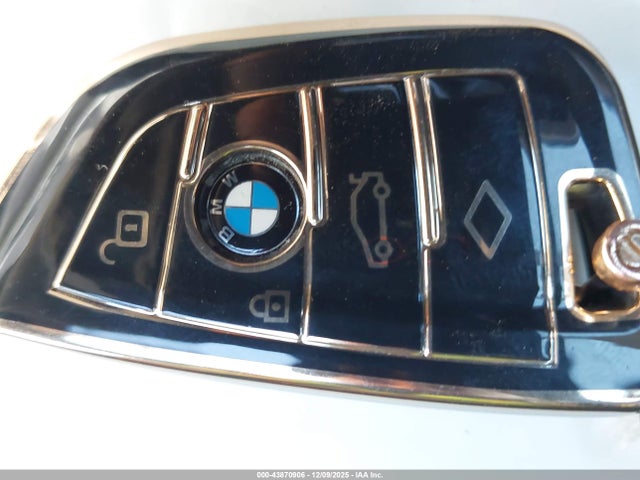 BMW X5 Xdrive50i 2015 5UXKR6C52F0J74233 Image 11