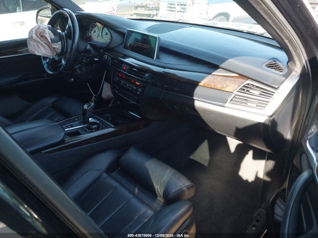 BMW X5 Xdrive50i 2015 5UXKR6C52F0J74233 Image 5