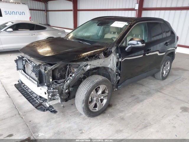 Toyota Rav4 Xle 2023 2T3W1RFV5PC235774 Image 2
