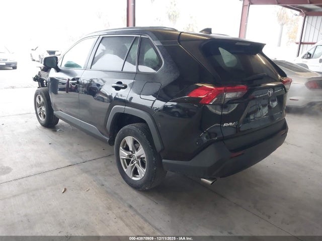 Toyota Rav4 Xle 2023 2T3W1RFV5PC235774 Image 3