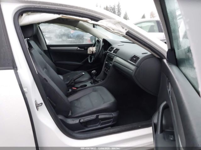 2015 VOLKSWAGEN PASSAT 1VWAT7A31FC013132 Photo 4