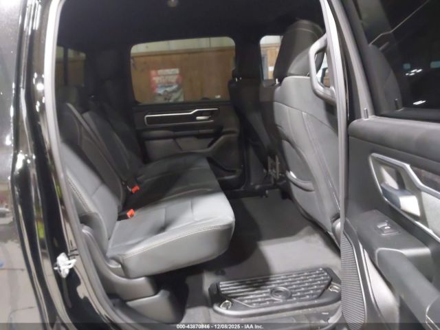 2021 RAM 1500 1C6SRFFTXMN537994 Photo 7