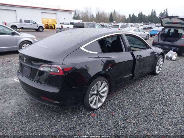 2019 TESLA MODEL 3 5YJ3E1EA6KF446566 Photo 3