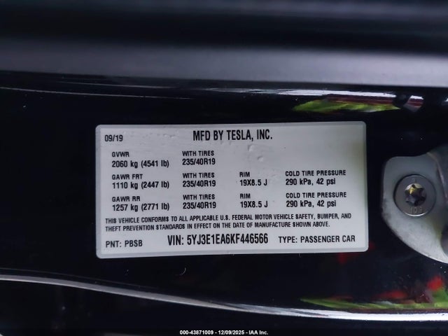 2019 TESLA MODEL 3 5YJ3E1EA6KF446566 Photo 8