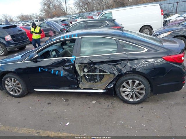 Hyundai Sonata Sport 2017 5NPE34AF2HH502210 Image 14