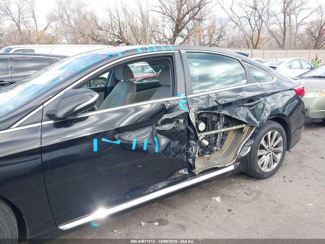 Hyundai Sonata Sport 2017 5NPE34AF2HH502210 Image 6