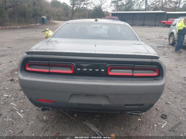 2C3CDZBT8HH555531 Dodge Challenger