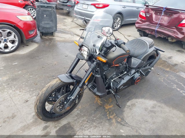 1HD1YVK17LB052359 Harley-Davidson FXDRS