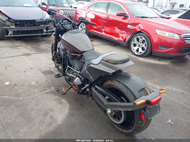 1HD1YVK17LB052359 Harley-Davidson FXDRS