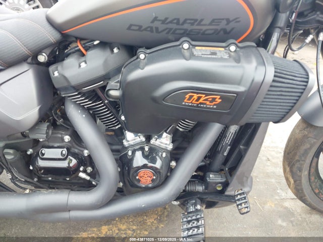 1HD1YVK17LB052359 Harley-Davidson FXDRS