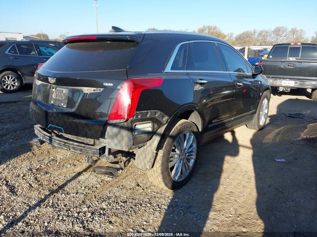 2019 CADILLAC XT5 1GYKNERS8KZ103977 Photo 3