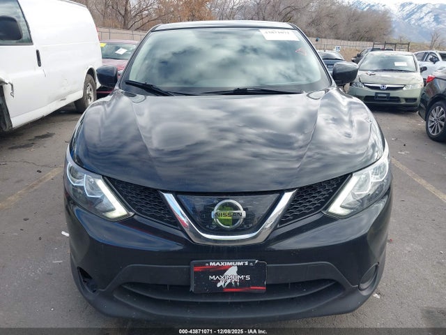 JN1BJ1CR5KW313537 Nissan Rogue Sport S
