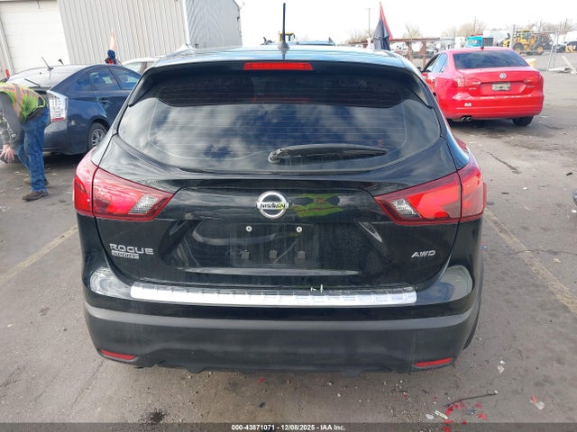 JN1BJ1CR5KW313537 Nissan Rogue Sport S