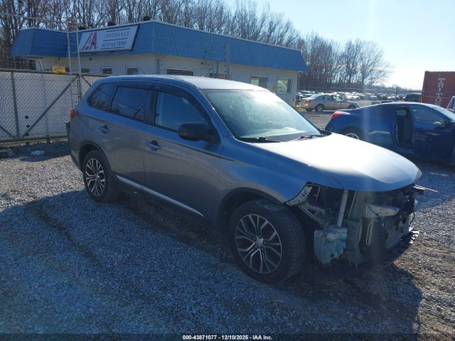 2017 MITSUBISHI OUTLANDER JA4AD2A3XHZ060155 Photo 0