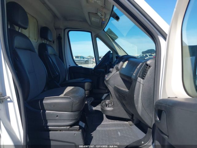 2017 RAM PROMASTER 2500 3C6TRVDG8HE536728 Photo 4