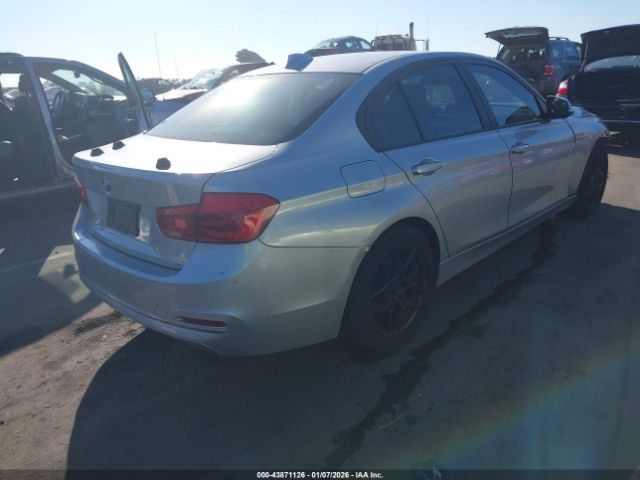 2018 BMW 320I WBA8A9C52JAH12534 Photo 3