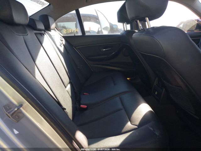 2018 BMW 320I WBA8A9C52JAH12534 Photo 7