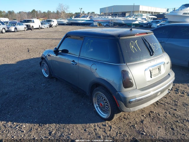 2002 MINI COOPER WMWRC33432TE11764 Photo 2