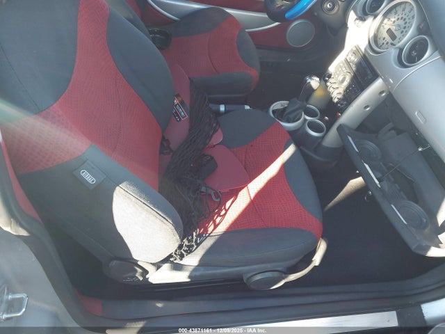 2002 MINI COOPER WMWRC33432TE11764 Photo 4