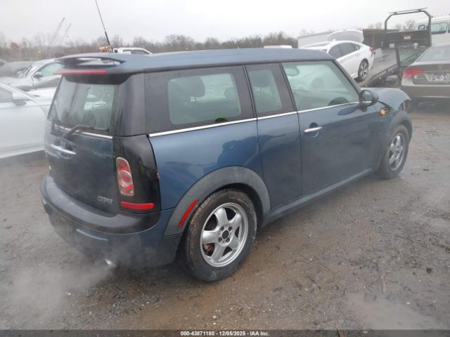 2011 MINI COOPER CLUBMAN WMWZF3C51BTY00710 Photo 3