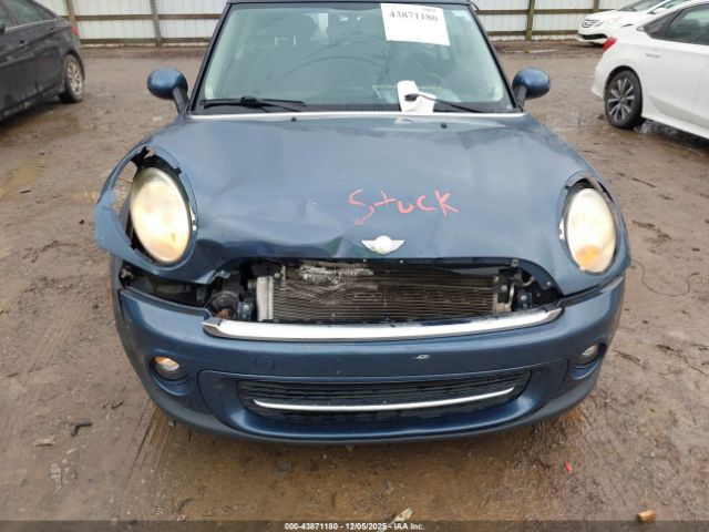 2011 MINI COOPER CLUBMAN WMWZF3C51BTY00710 Photo 5