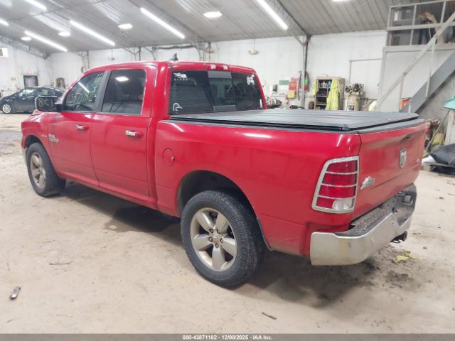 2015 RAM 1500 1C6RR7LT4FS611892 Photo 2