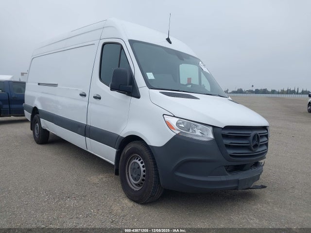Продажа на аукционе авто 2023 Mercedes-benz Sprinter 2500 High Roof 4-cyl Diesel Ho, vin: W1Y4NCHYXPT140947, номер лота: 43871205