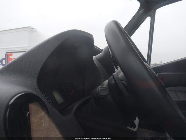 Продажа на аукционе авто 2023 Mercedes-benz Sprinter 2500 High Roof 4-cyl Diesel Ho, vin: W1Y4NCHYXPT140947, номер лота: 43871205
