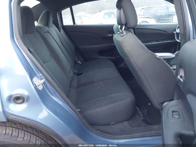 Продажа на аукционе авто 2011 Chrysler 200 Touring, vin: 1C3BC1FB0BN623983, номер лота: 43871228