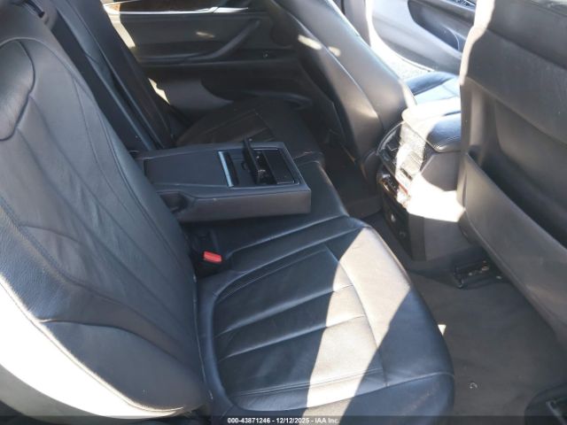 2016 BMW X5 5UXKR0C52G0P26537 Photo 7
