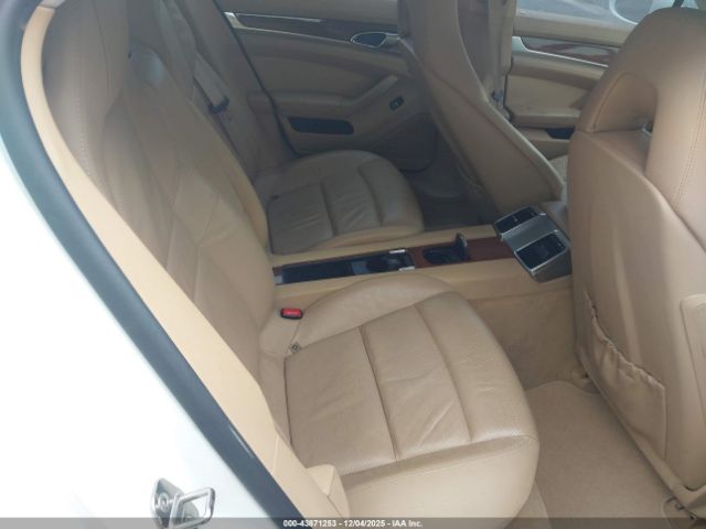 2011 PORSCHE PANAMERA WP0AA2A79BL010780 Photo 7