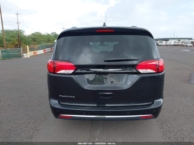 2C4RC1BG3HR518555 Chrysler Pacifica Touring-l