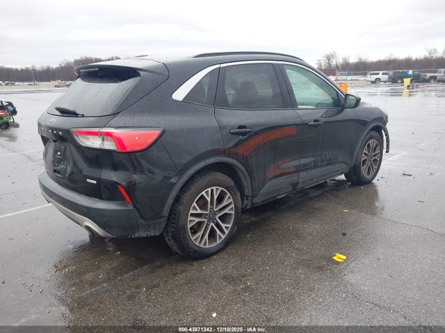 2020 FORD ESCAPE 1FMCU0H62LUB14441 Photo 3
