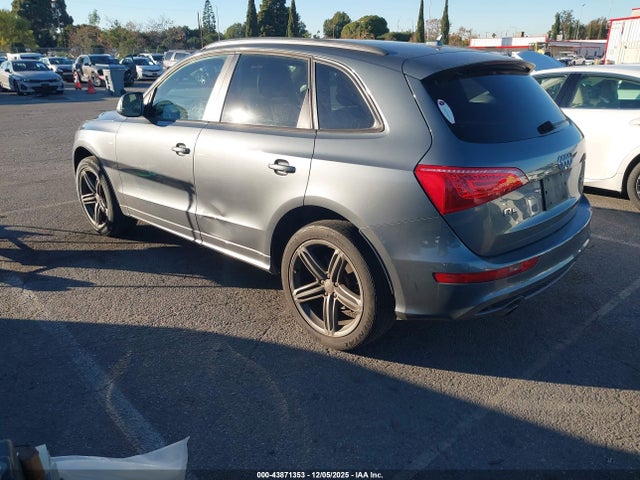2012 AUDI Q5 WA1DKAFP0CA055076 Photo 2