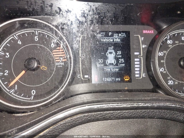 1C4PJLCB9LD541989 Jeep Cherokee Latitude Fwd