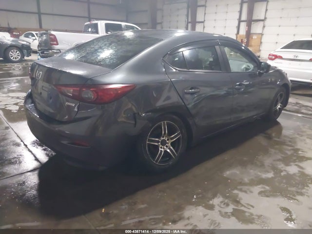 3MZBM1U76EM110739 Mazda pe