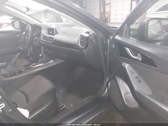 3MZBM1U76EM110739 Mazda pe