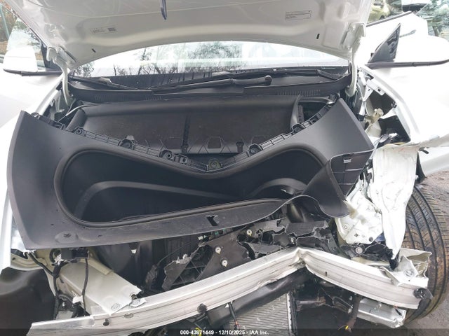 2026 TESLA MODEL Y 7SAYGDED0TA437276 Photo 9