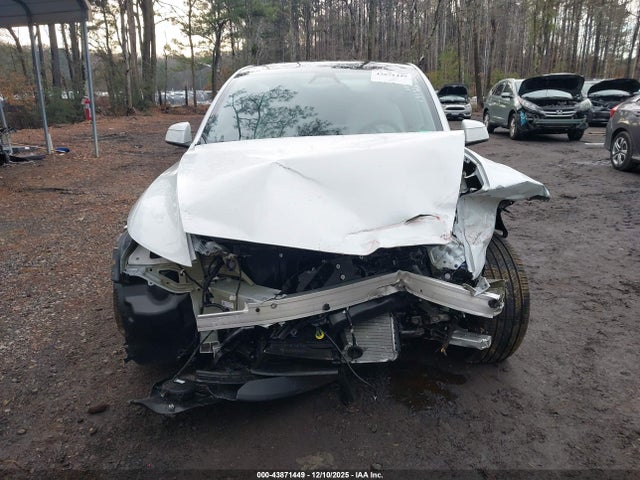 2026 TESLA MODEL Y 7SAYGDED0TA437276 Photo 5