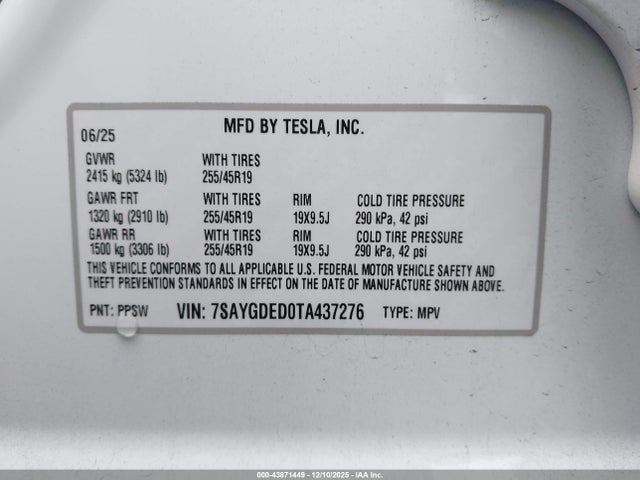 2026 TESLA MODEL Y 7SAYGDED0TA437276 Photo 8