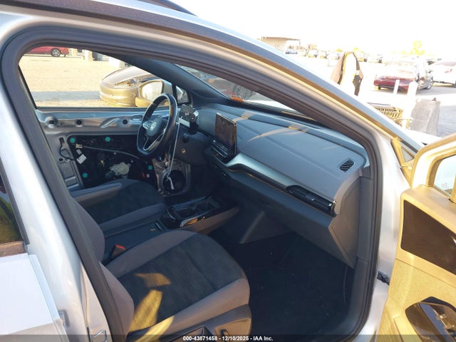 2022 VOLKSWAGEN ID.4 WVGRMPE2XNP067228 Photo 4